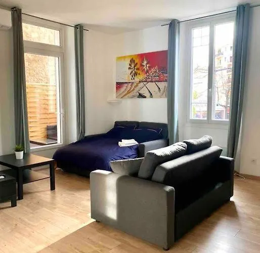 Cosy Apartment In Cannes With A Terrasse
