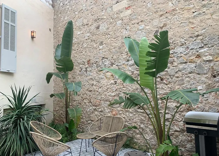 Villa Les Fougeres Suite Festival Jardin Garage