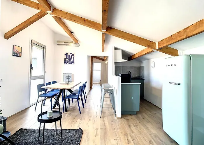 Appartement 3 Chambres A Proximite Des Plages