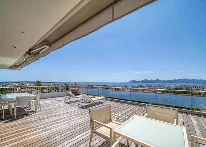 Penthouse Cannes 100M2 Avec 2 Suites Et Terrasse 80M2