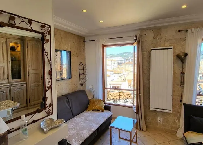 Cannes Studio Cosy
