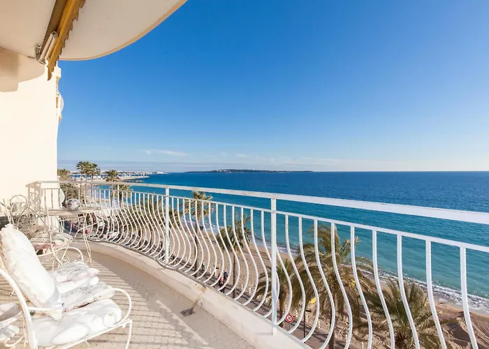 2-Br Apartment By The Beaches Magical Sea View