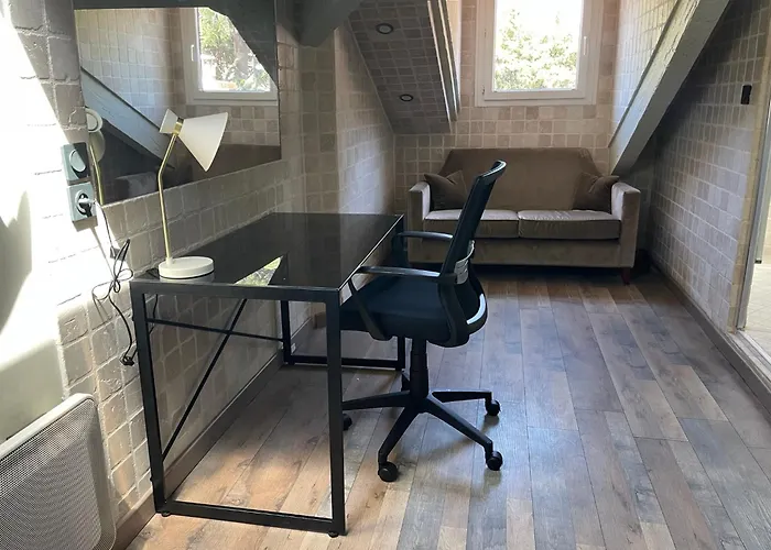 Luxury 2-Floor Flat