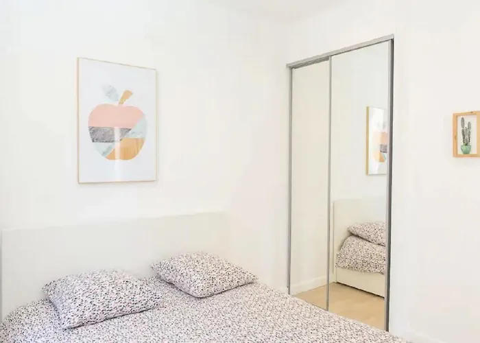 Amazing Large 1-Bedroom