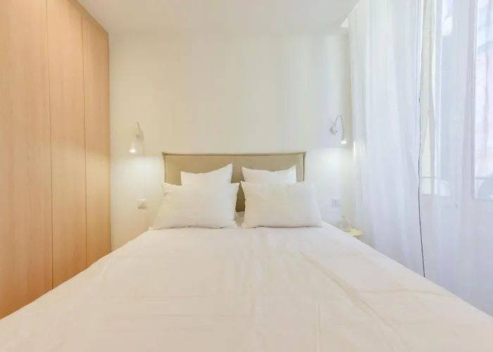 Upscale 1-Br Apartment 100 Meter From The Palais Des Festivals