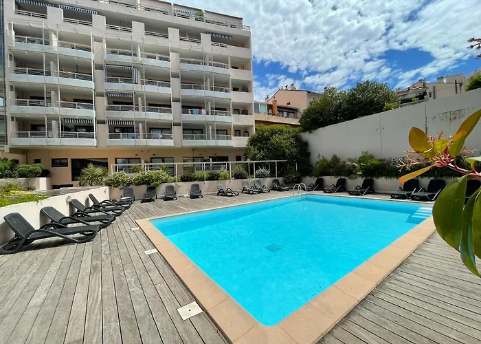 Duplex En Bord De Mer Avec Piscine Et Parking