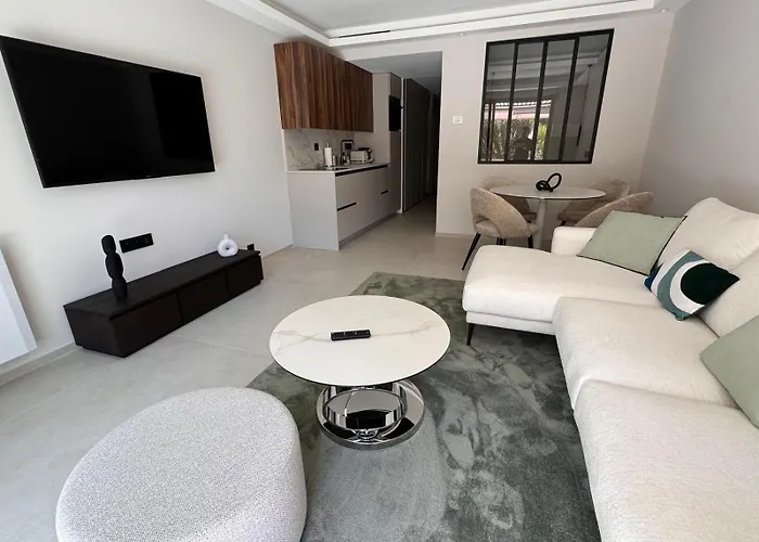 Residence Gray D\'Albion Studio Mar501