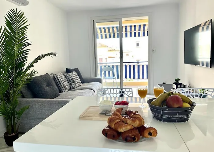 Superbe Appartement A Cannes / 3 Chambres