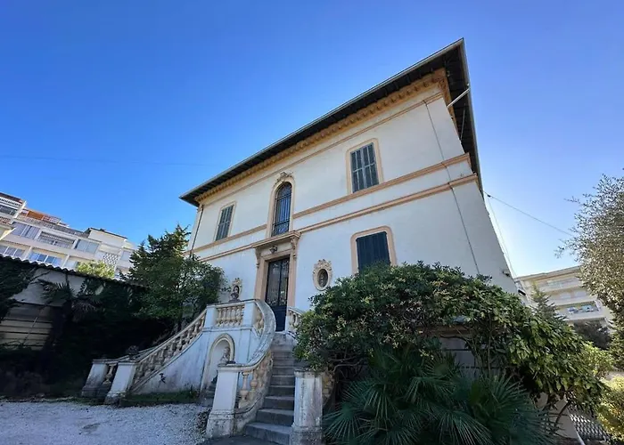 C025 Villa Toscane Bel Appartement Bourgeois