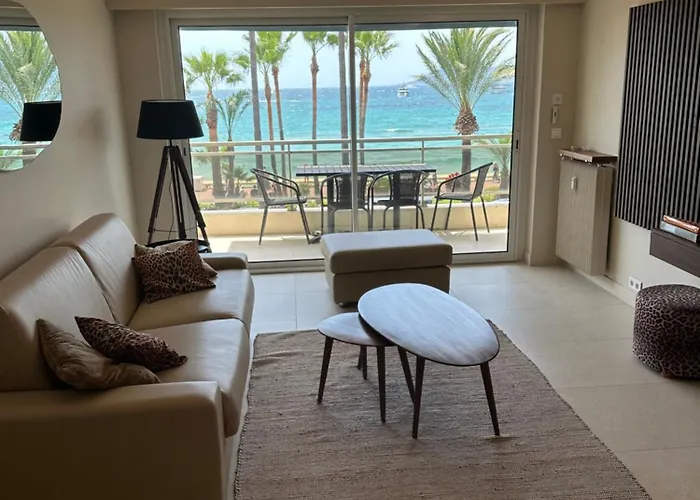 Appartement Rottaro Luxueux 2 Ch 2 Sdb Face A La Mer