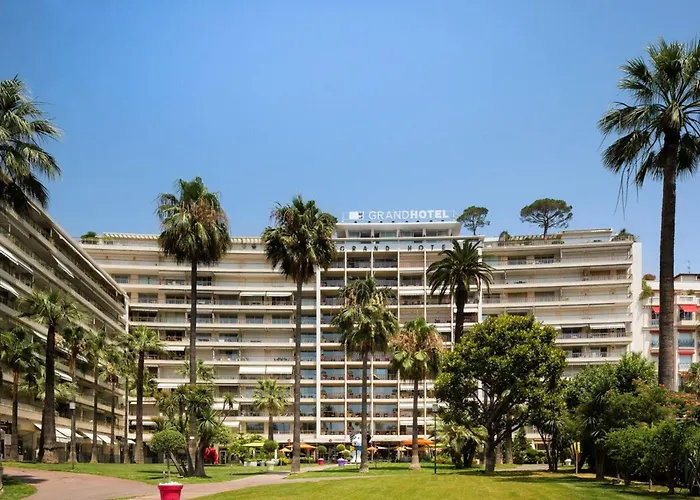 Cannes Luxury Rental - Stunning Apartment With Terrace To Rent Grand Hotel