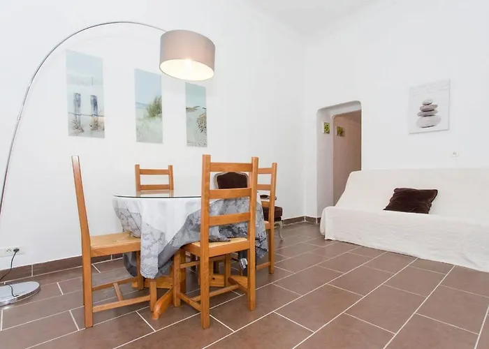 A 5\' De La Plage