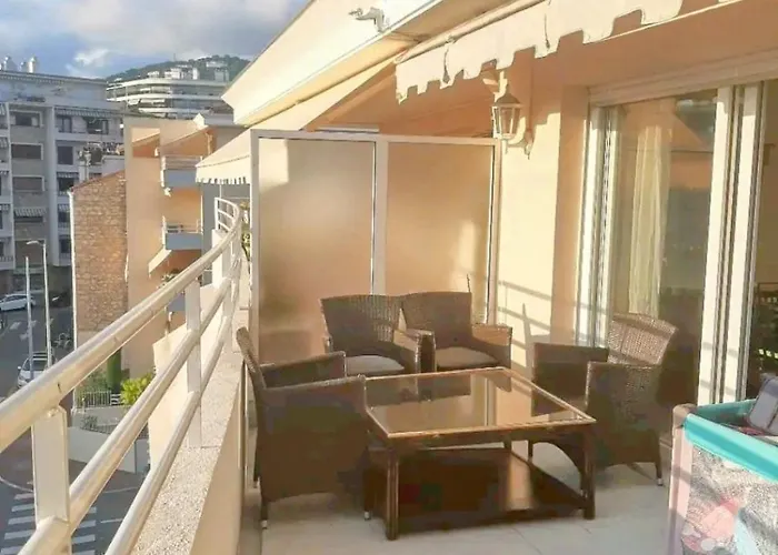 Two Rooms Terrace