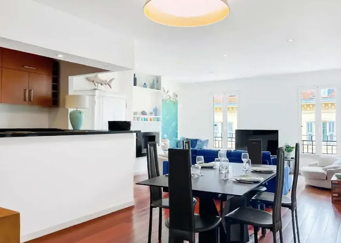 New 2Br In Cannes Center