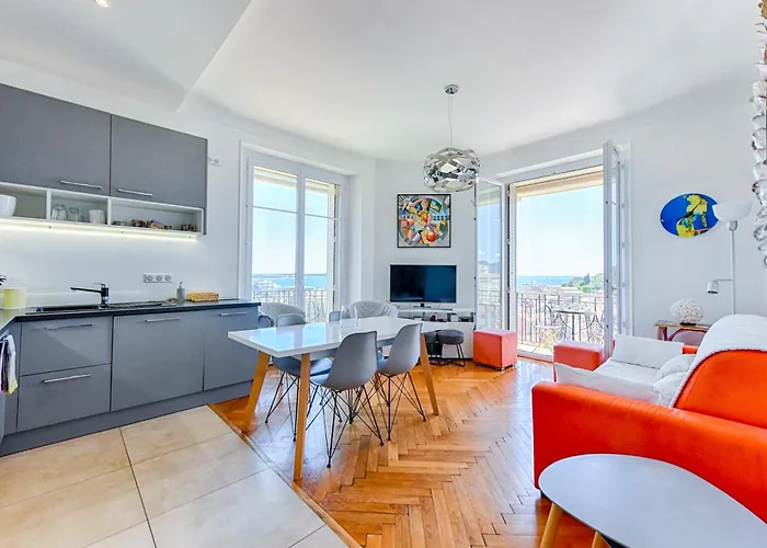 Le Sinatra Splendide Vue Mer Panoramique Et Balcon, Ideal Pour Des Sejours De Loisirs Ou Business