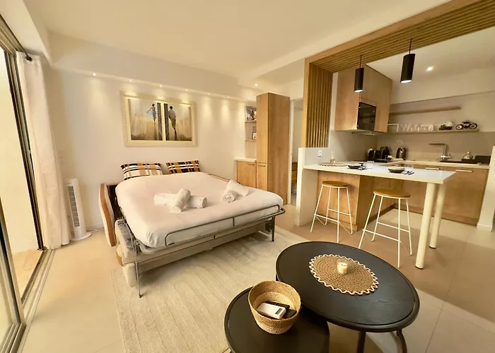 Chic & Boheme Au Coeur De Cannes