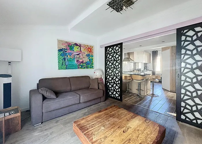 30M2 Chambre Mezzanine - 50M Palais & Plages