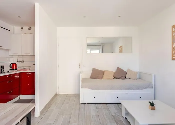 Suquet Beach Center - 100M From Beach & 10Min Palace
