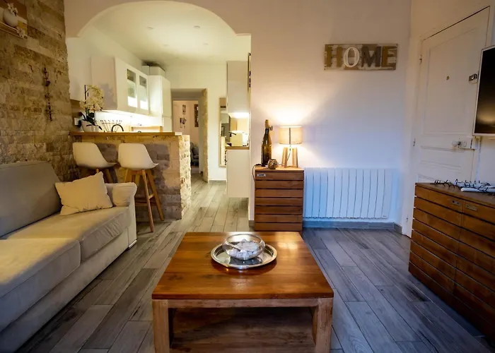 Appartement Tres Cosy Avec Cour