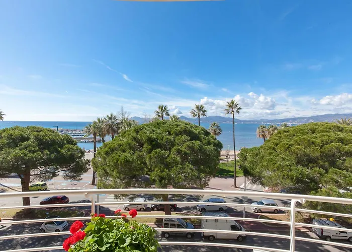 Sea View 95M Apartment With Large Terrace Cannes Croisette