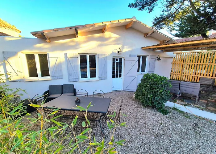 Cannes - Petit Juas, Charmante Villa Au Calme, Tout Confort