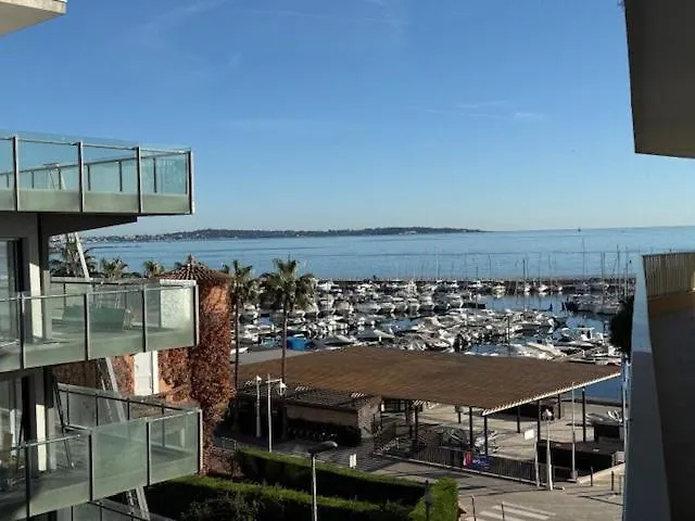 Modern Palm Beach T1 Apt Right Next To The Sea