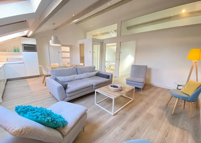 Modern & Bright 4-Room Apartment In Cannes Banane