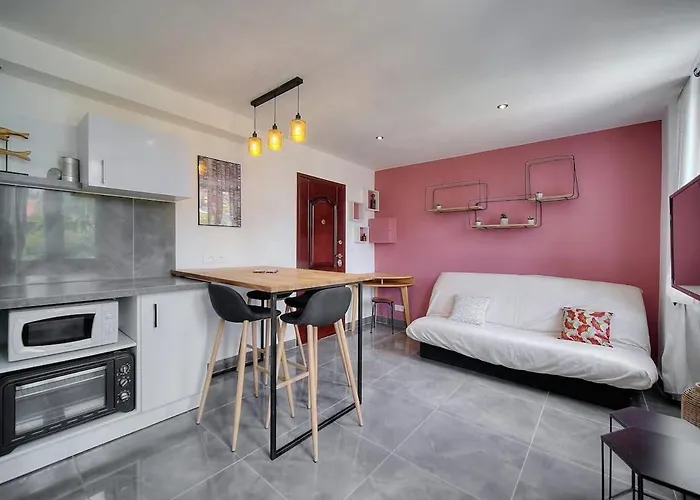 App. Suzette Duplex - 500M From The Beach