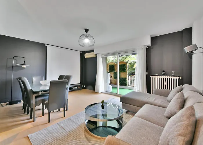 Le Sun Valley - Videoprojecteur Et Terrasse Zen