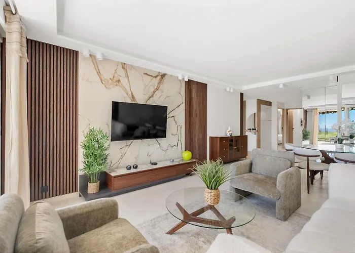 Luxueux Appartement Avec Jardin Suspendu Vue Mer 10 Min Du Palais Cannes