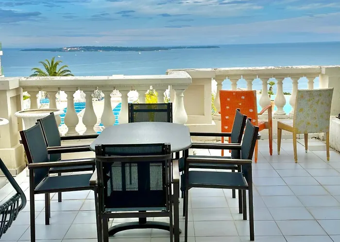 Sisley 068 - F2 Et Magnifique Vue Mer