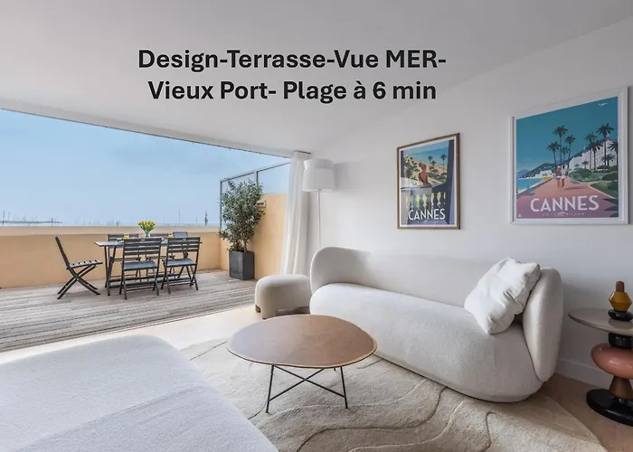 A3B047 Triplex Moderne Terrasse Vue Mer