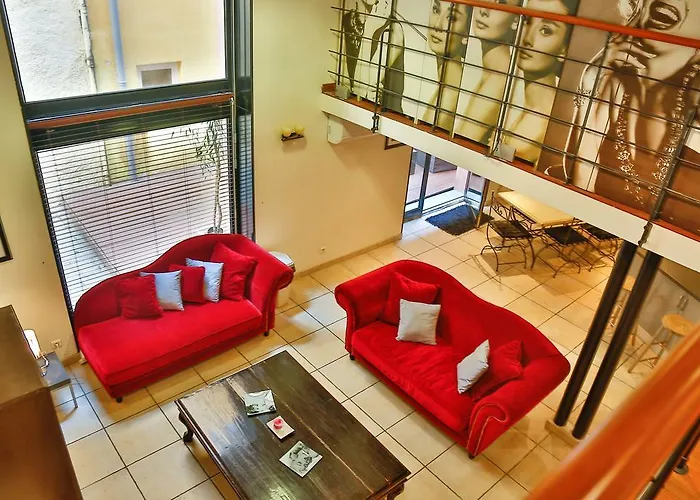 Lofts Duplex Et Triplex Vieux Port Cannes