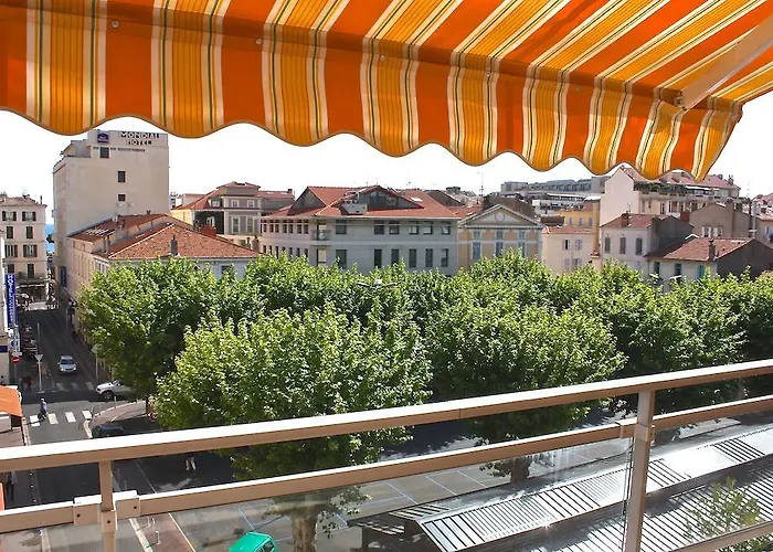 Citilet 6 Bright, Open-Plan With Large Terrace