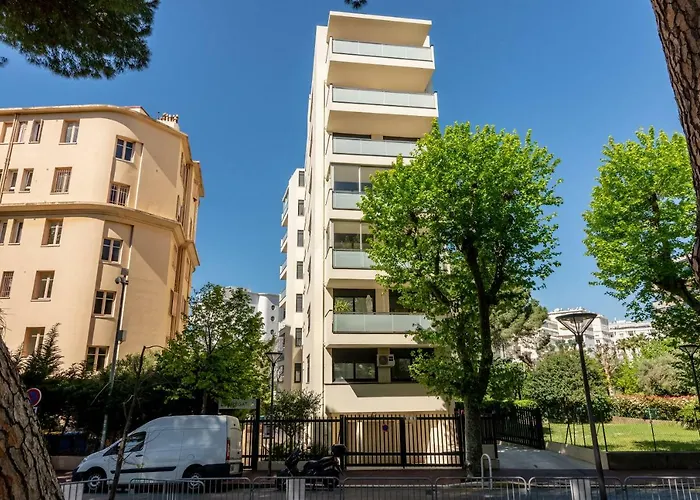 Cannes Apartments Next To La Croisette And Beach By Easybnb