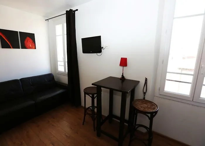 Studio Carre D\'Or Cannes