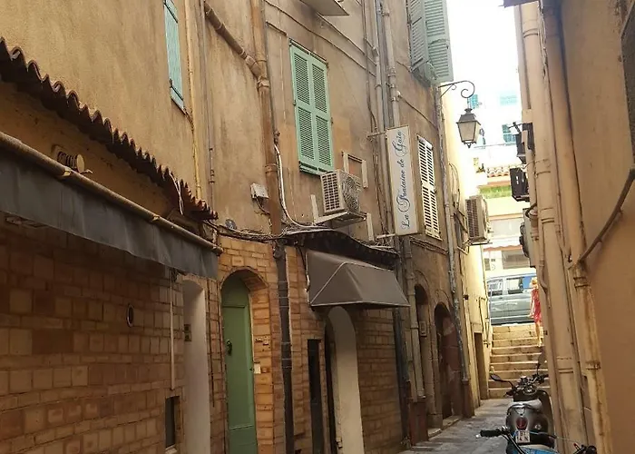 La Petit Maison Du Bonheur