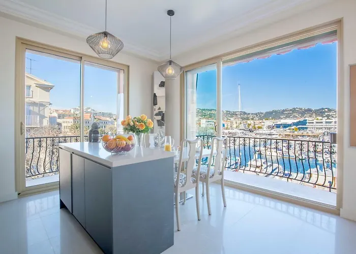 Darxia -Cannes Vieux Port