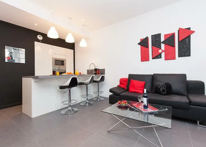 7E Art 2 Pieces 3 Etoiles Calme Plein Centre Cannes 5Mn Plages Et Palais