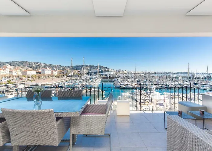 Cannes Vieux Port