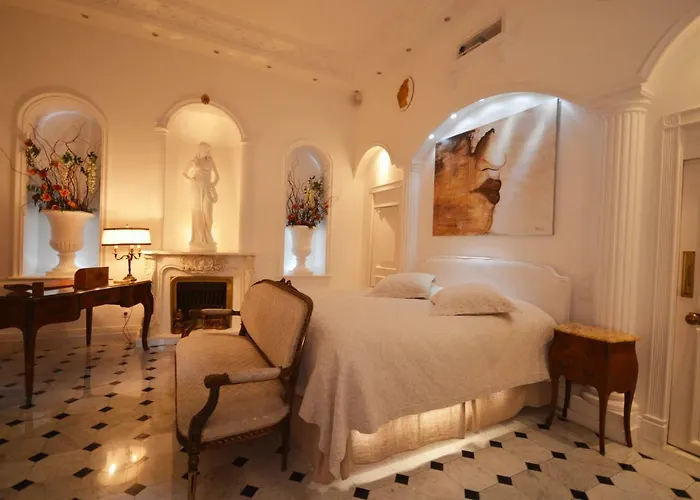 White House Cannes - Luxury Villa Rental