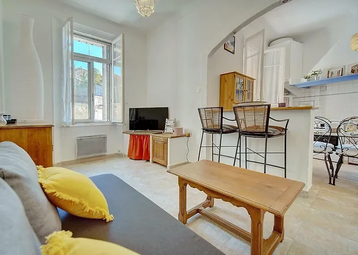 Immogroom - Cosy Apartment - Quiet Place - Provencal Style