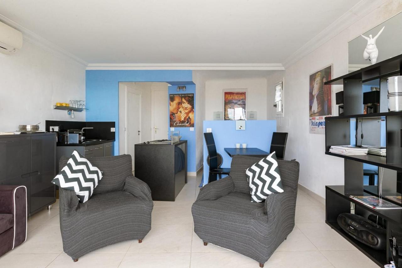 Apartment Charming Studio With A View On The Sea