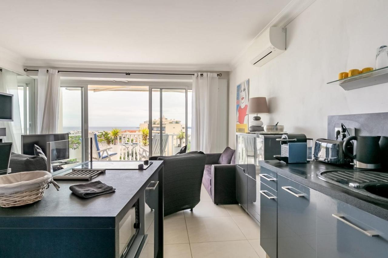 Apartment Charming Studio With A View On The Sea Cannes