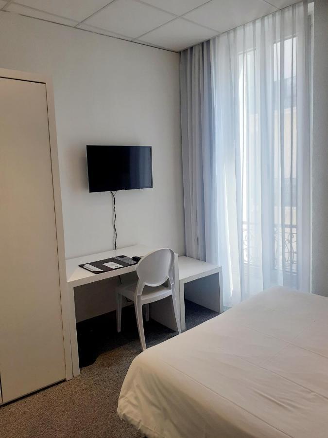 P.l.m. Hotel