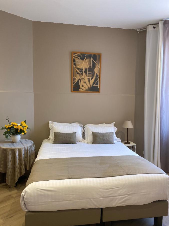 D'estelle Aparthotel
