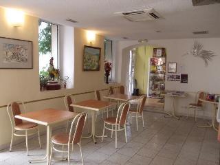 Appia Hotel 2*