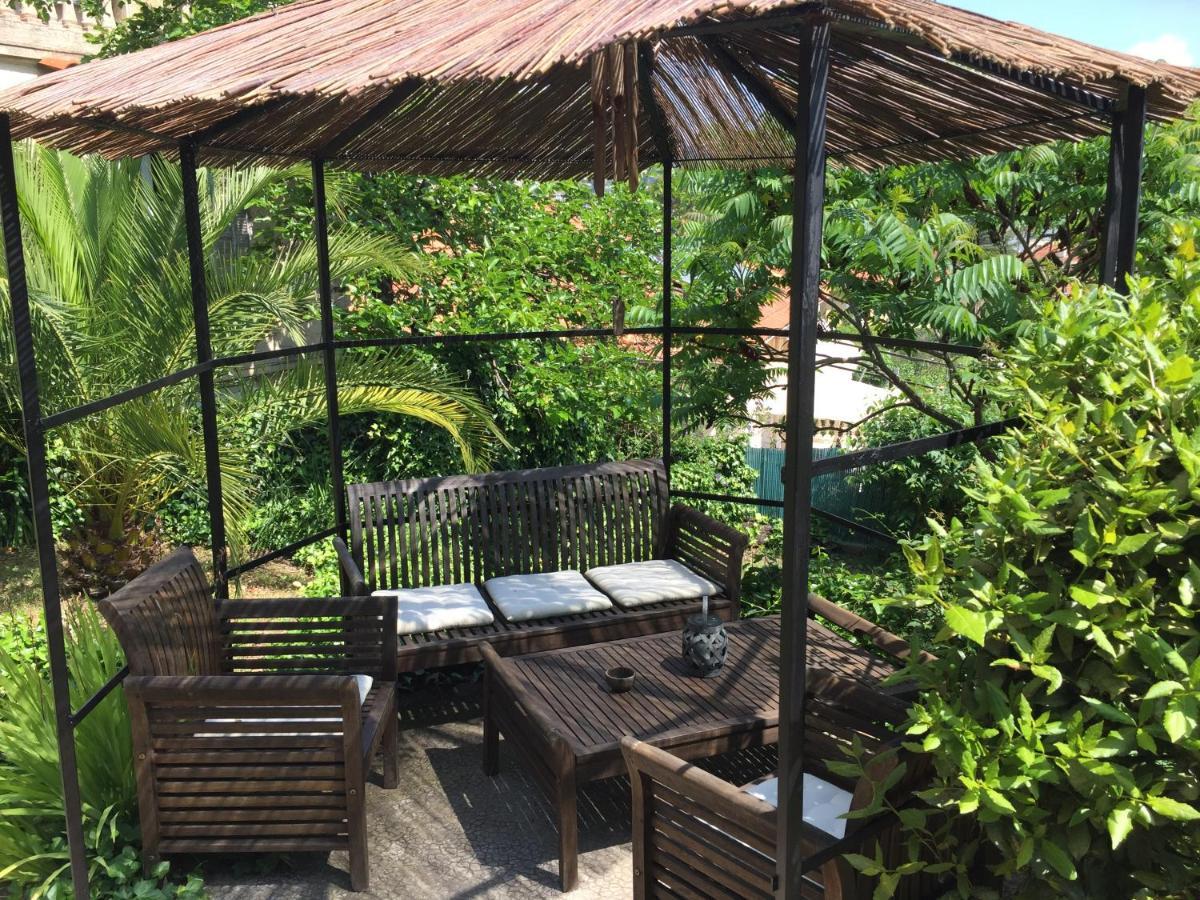 Acomodação com café da manhã  D'hotes Bellevue *