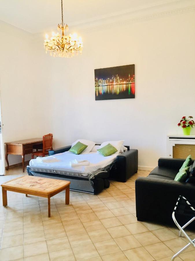 Winter Palace Apartment