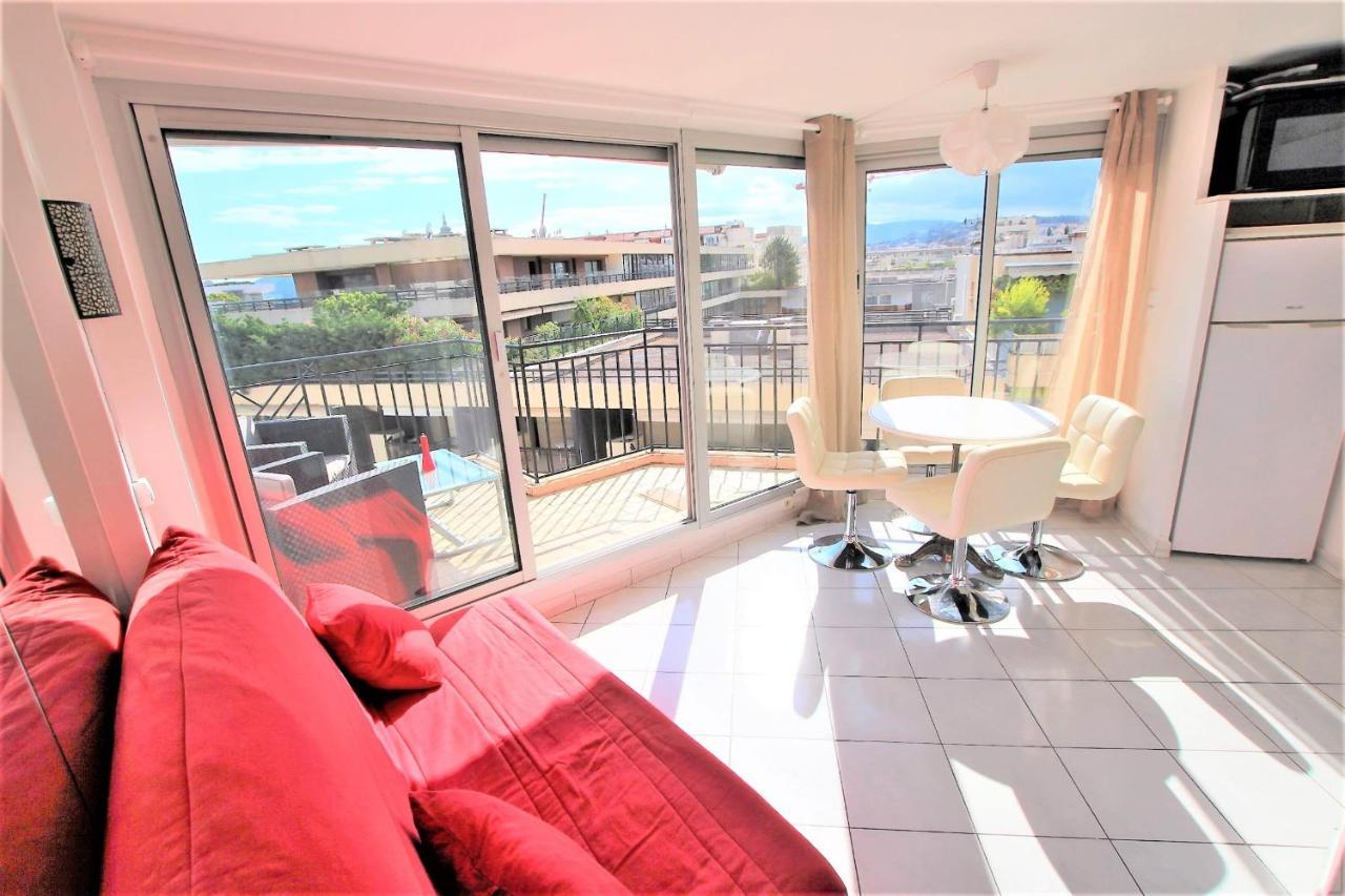 Last Floor With Terrace And Clear View On The Sea Apartment Cannes